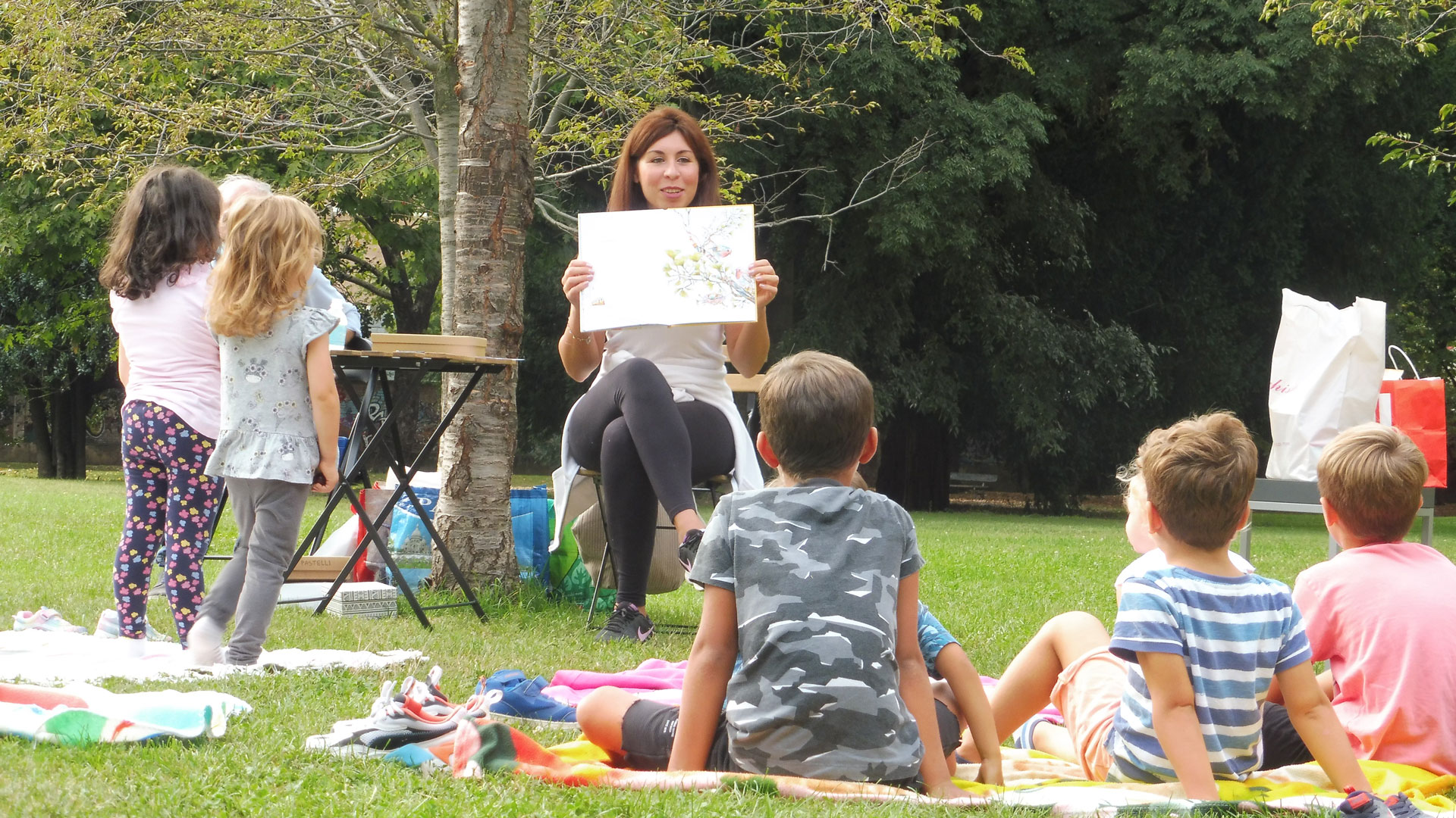 Lettura e creatività all’aperto: “Una foglia” al parco Rignon di Torino