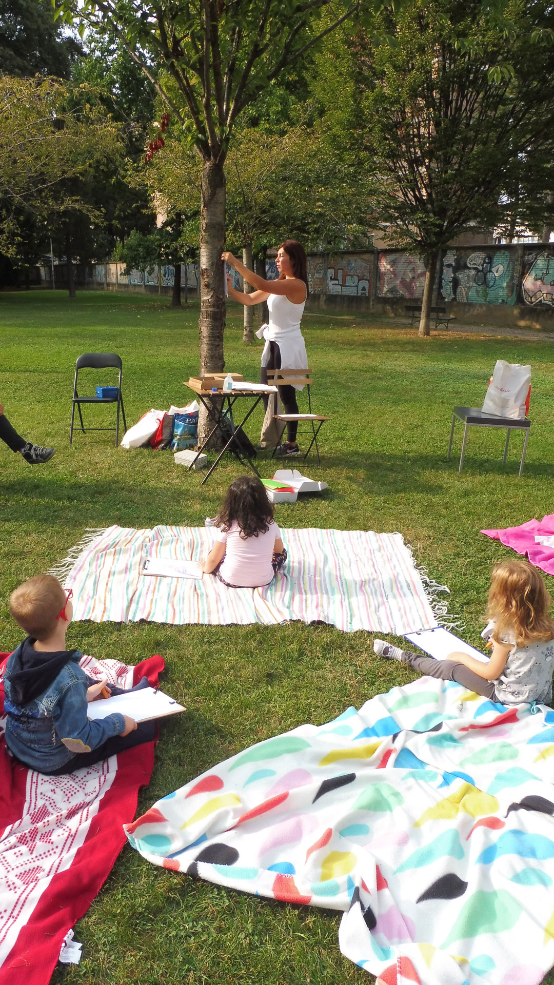 Lettura e creatività all’aperto: “Una foglia” al parco Rignon di Torino